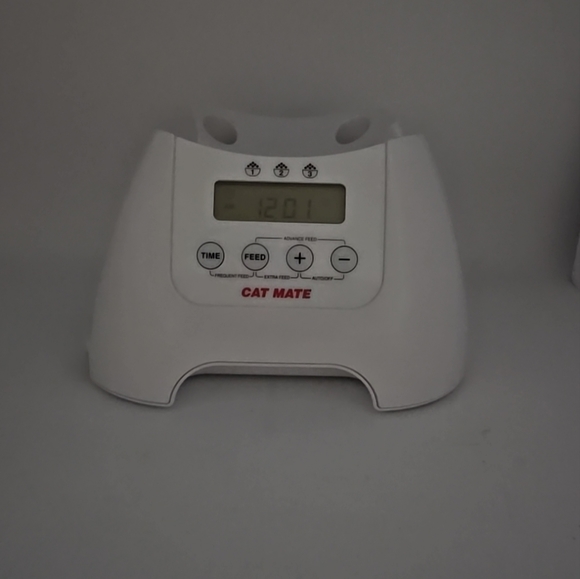 Cat Mate C3000 Automatic Cat Feeder For Dry Food, Timed Cat & Small Dog Feeder - Picture 12 of 12